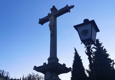 Eucaristía ante el Señor de los Favores.