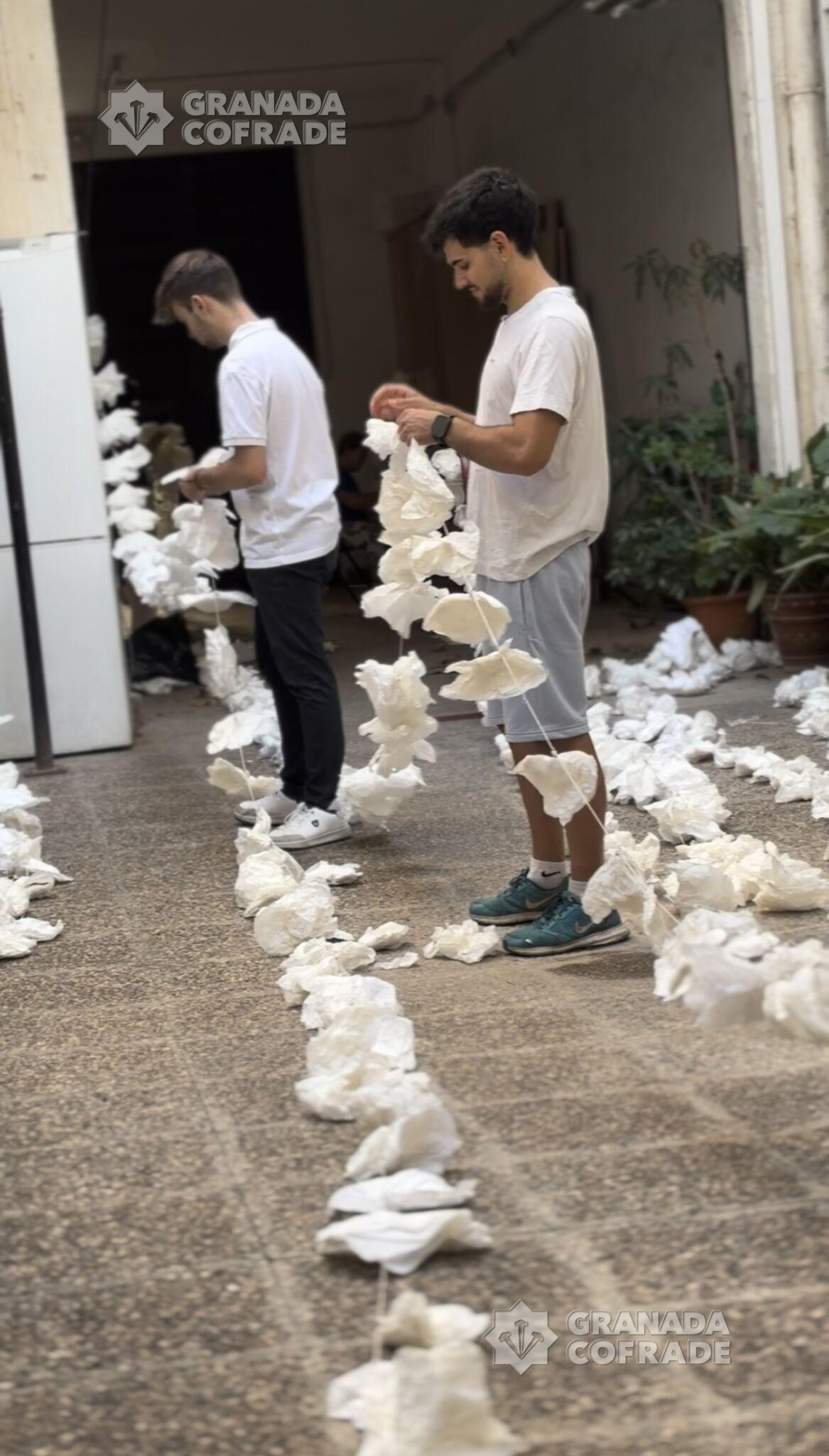 Preparativos procesión de Los Pajaritos- Foto: Hermandad de los Ferroviarios