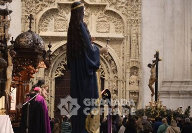 El Vía Crucis de la Federación de Cofradías escribió un día histórico y único en los treinta y cuatro que se han celebrado hasta el momento.