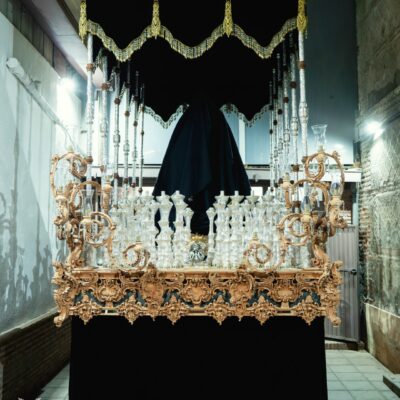 Talla Paso Amor y Trabajo Granada - Jose Angel Banegas