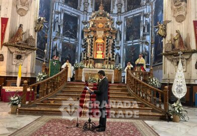 El Ayuntamiento renovó el Voto de Ciudad a la Virgen del Rosario en la víspera de su salida procesional.